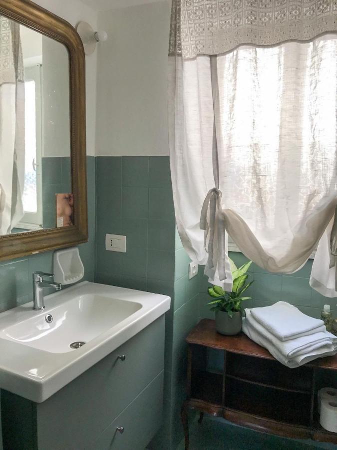 Ti Vengo A Cercare Bed & Breakfast คาสเตลลาโร ภายนอก รูปภาพ
