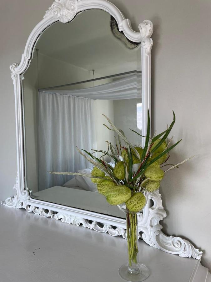 Ti Vengo A Cercare Bed & Breakfast คาสเตลลาโร ภายนอก รูปภาพ